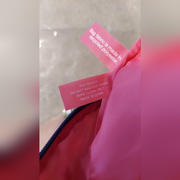 KATE SPADE/CLINIQUE NWT Cosmetic Bag with Zippered Top. - Picture 7 of 8